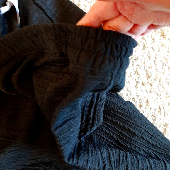 Unique and textured black skirt for women - Size: L - Picture 6 of 12